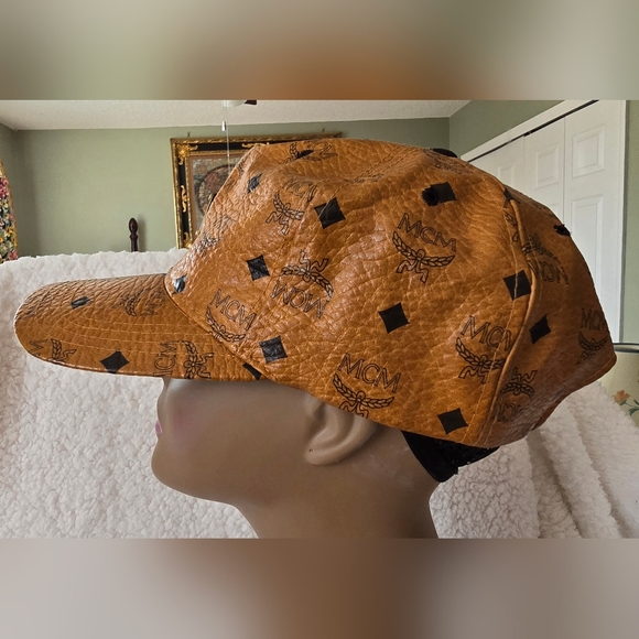 💯Authentic MCM Snapback Monogram Baseball Laether Cap - Picture 12 of 14